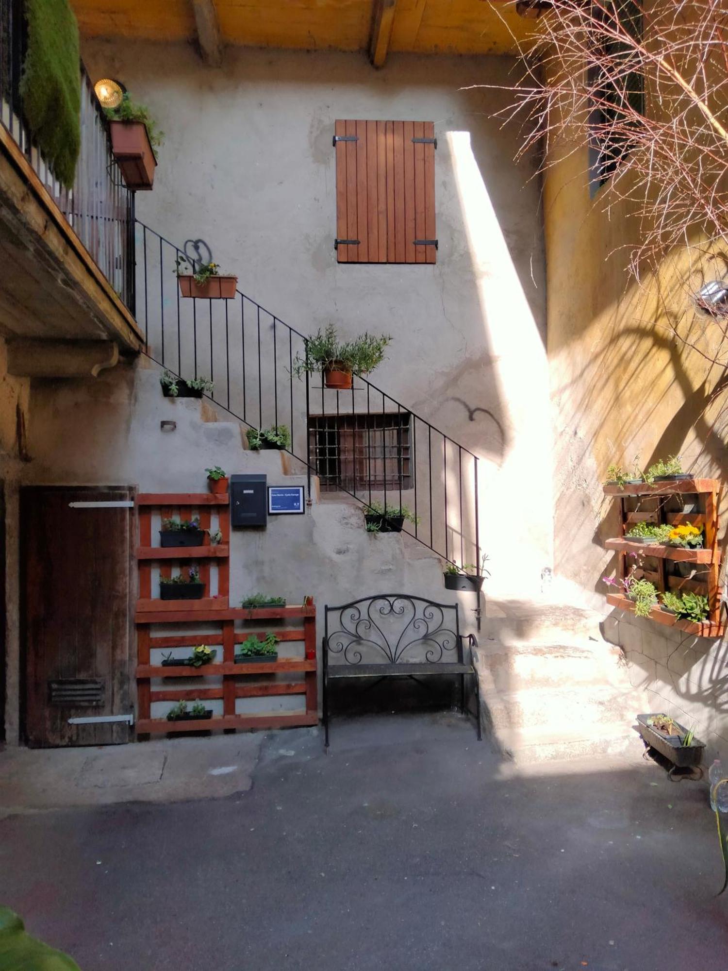 Casa Storta - Cycle Garage Con Biciclette Pisogne Exterior foto